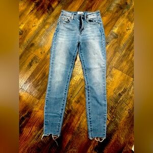 Pistola Skinny Distressed Jean